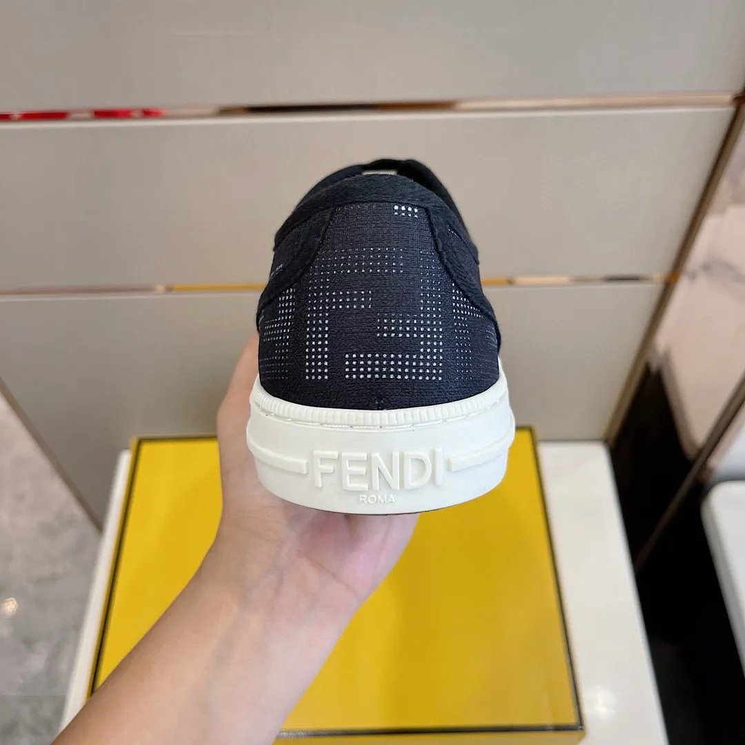 Factory price: 380 new Fendi Fendǐ Domino sneakers with jacquard FF pattern, embossed FF pattern on the toe, canvas upper, T men's men's shoes 💰U customized outsole Size: 38-45, (45 customized)